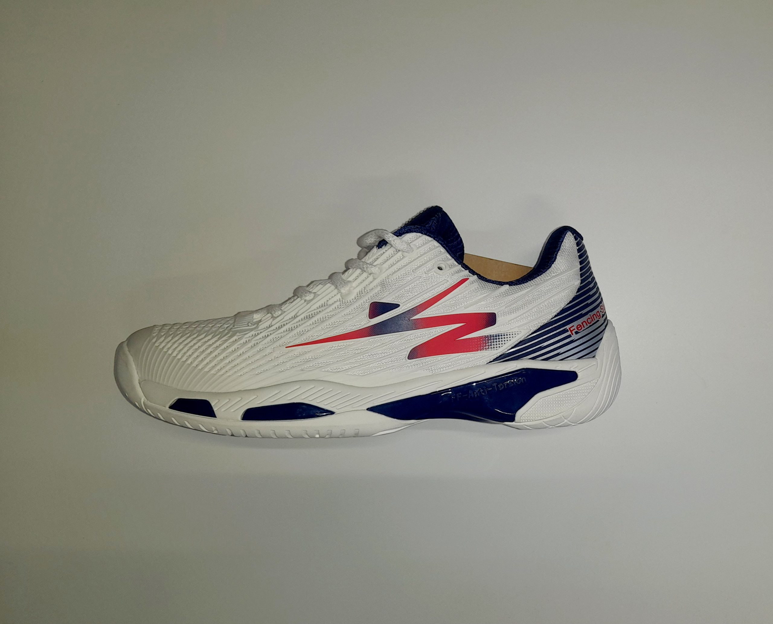 exc2_shoes_white_1-scaled Excalibur 2 vívócipő - Image 1