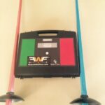 Vezetéknélküli vívó rendszer, két műanyag tőrrel